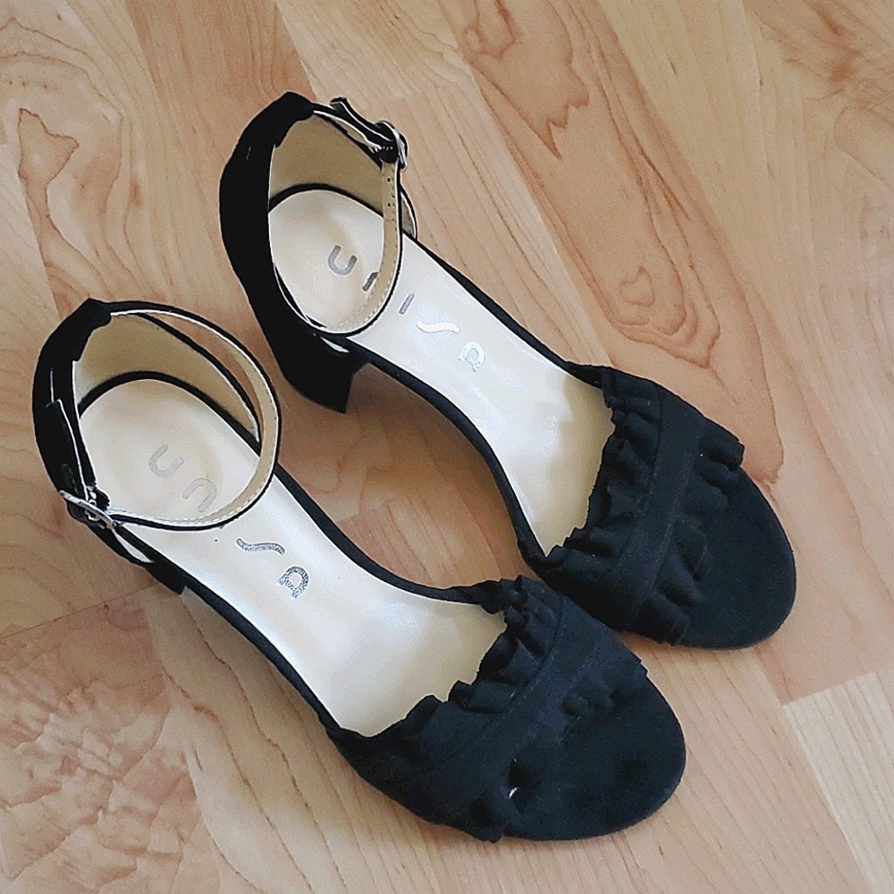 Black strappy heels